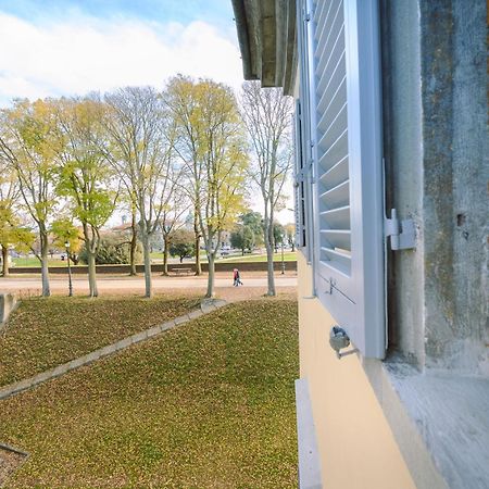 Palazzo Froussard B&B And Living Лука Екстериор снимка