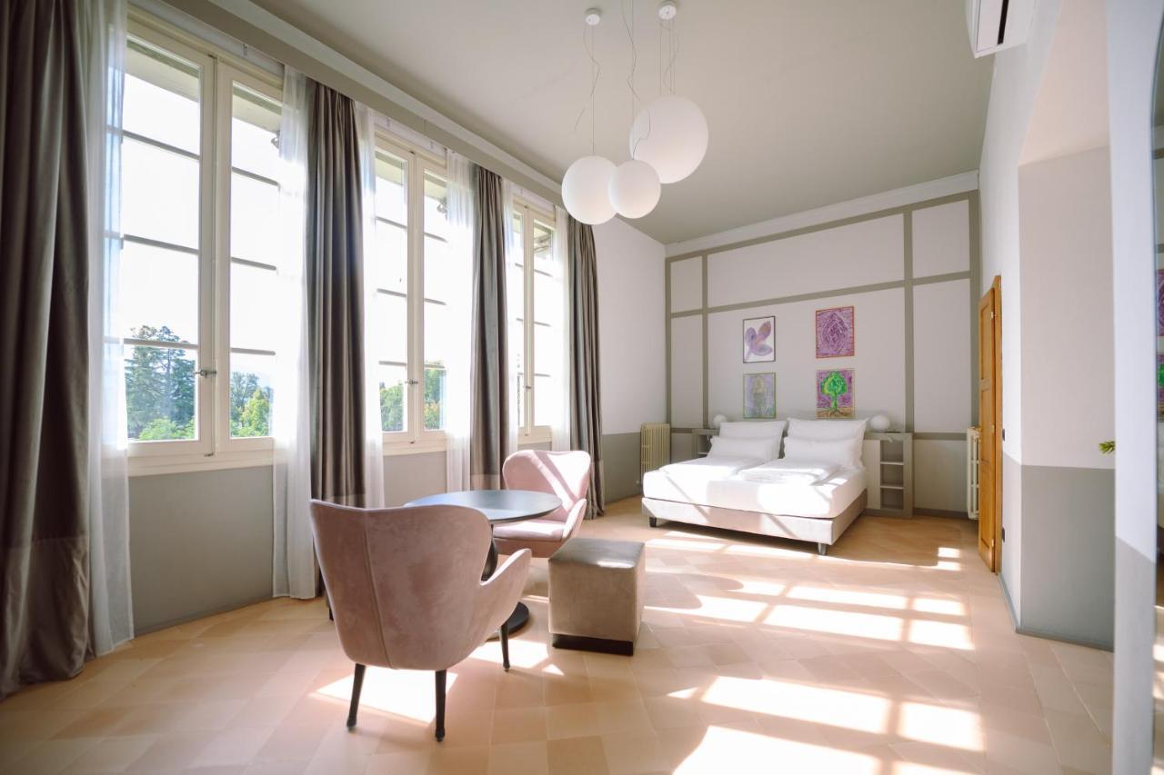 Palazzo Froussard B&B And Living Лука Екстериор снимка
